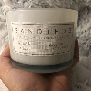 Sand and fog candle